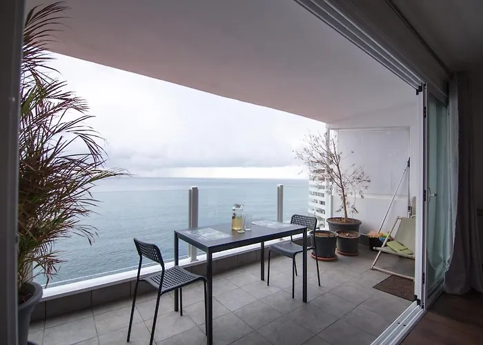 Апартаменты Cozy With Fantastic Sea View *